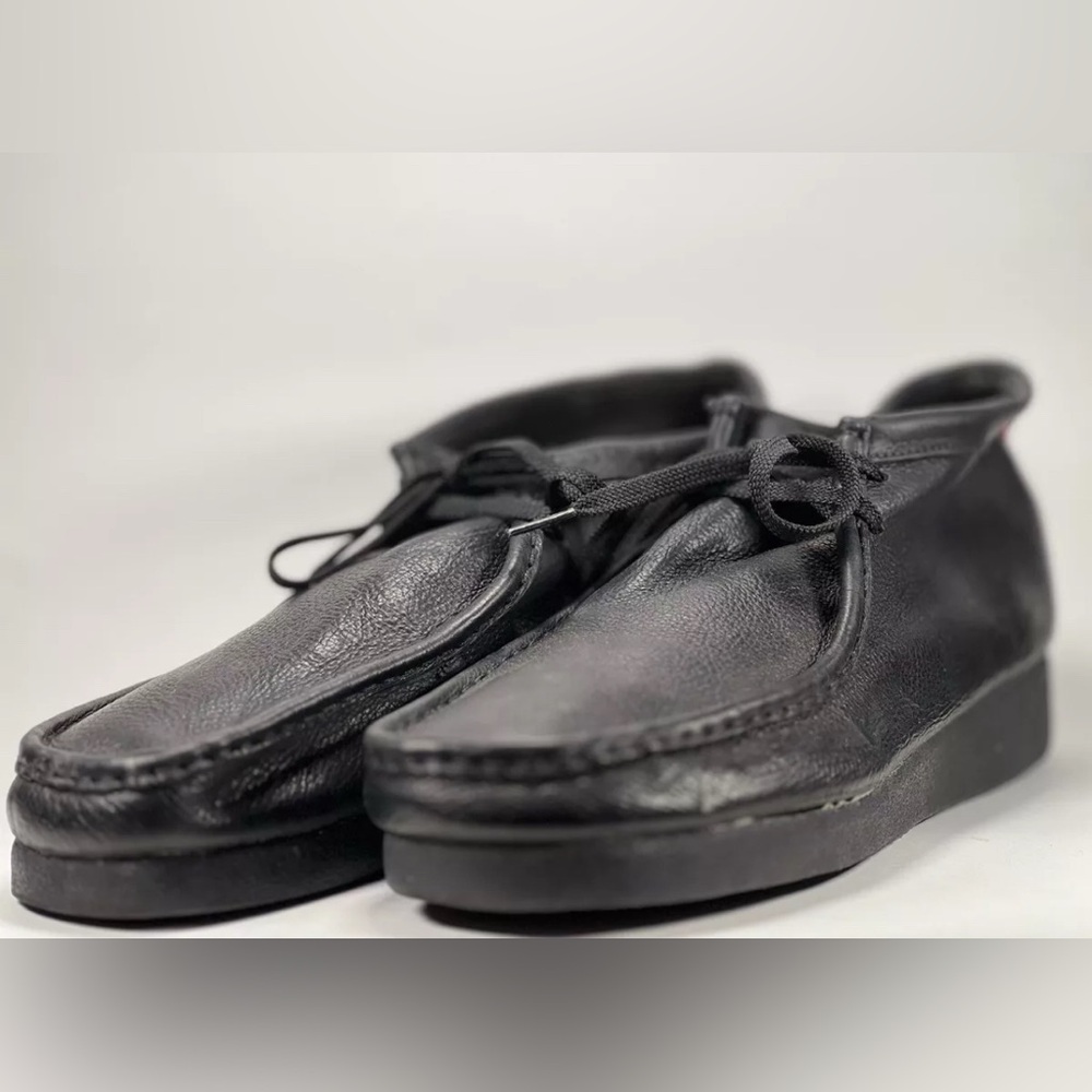 Clarks Stinson HI Ankle Leather Chukka Style Boot Men's Size  9 M #79161